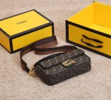 フェンディバッグコピー 2021新品注目度NO.1 FENDI レディース ショルダーバッグ