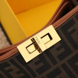 フェンディバッグコピー 大人気2021新品 FENDI レディース トートバッグ