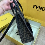 フェンディバッグコピー 定番人気2021新品 FENDI レディース トートバッグ