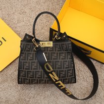 フェンディバッグコピー 定番人気2021新品 FENDI レディース トートバッグ
