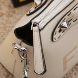 フェンディバッグコピー 大人気2021新品 FENDI レディース ハンドバッグ