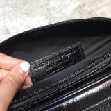 高品質 バレンシアガバッグコピー 2021新品注目度NO.1 BALENCIAGA 男女兼用 ボディバッグ