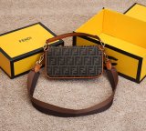 フェンディバッグコピー 2021新品注目度NO.1 FENDI レディース ショルダーバッグ
