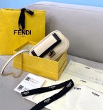 フェンディバッグコピー 定番人気2021新品 FENDI レディース ショルダーバッグ