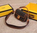 フェンディバッグコピー 2021新品注目度NO.1 FENDI レディース ショルダーバッグ
