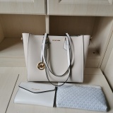 マイケル コースバッグコピー 2021新品注目度NO.1 Michael Kors レディース トートバッグ