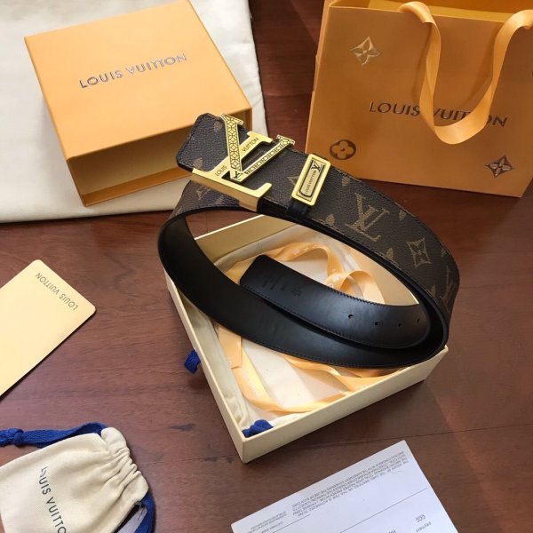 ルイヴィトン ベルトコピー 定番人気2021新品 Louis Vuitton メンズ ベルト