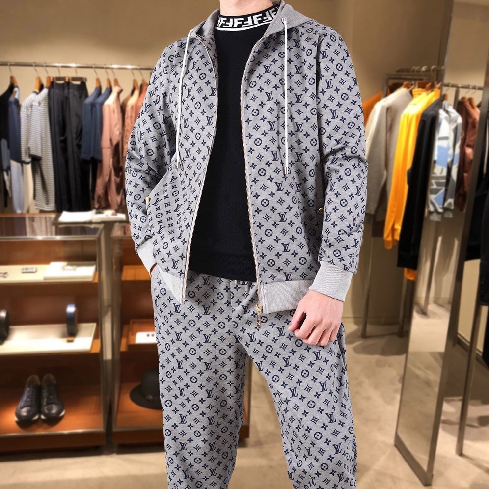 円 ルイヴィトン服コピー 定番人気21新品 Louis Vuitton メンズ セットアップ M Shopp Jp 円 ルイヴィトン服コピー 定番人気21新品 Louis Vuitton メンズ セットアップ M Shopp Jp
