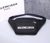 バレンシアガバッグコピー 2021新品注目度NO.1 BALENCIAGA 男女兼用 ボディバッグ
