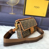 フェンディバッグコピー 大人気2021新品 FENDI レディース ショルダーバッグ