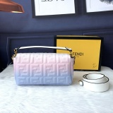 フェンディバッグコピー 大人気2021新品 FENDI レディース ショルダーバッグ