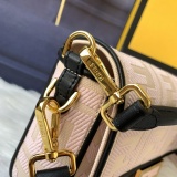 フェンディバッグコピー 定番人気2021新品 FENDI レディース ショルダーバッグ