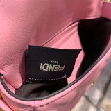 フェンディバッグコピー 2021新品注目度NO.1 FENDI レディース ショルダーバッグ