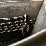 フェンディバッグコピー 定番人気2021新品 FENDI レディース ショルダーバッグ