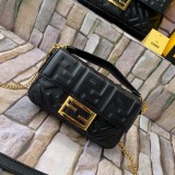 フェンディバッグコピー 2021新品注目度NO.1 FENDI レディース ショルダーバッグ