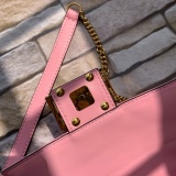 フェンディバッグコピー 2021新品注目度NO.1 FENDI レディース ショルダーバッグ