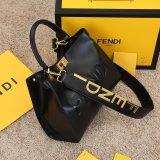 フェンディバッグコピー 2021新品注目度NO.1 FENDI レディース ハンドバッグ