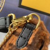 フェンディバッグコピー 2021新品注目度NO.1 FENDI レディース ショルダーバッグ