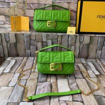 フェンディバッグコピー 2021新品注目度NO.1 FENDI レディース ショルダーバッグ