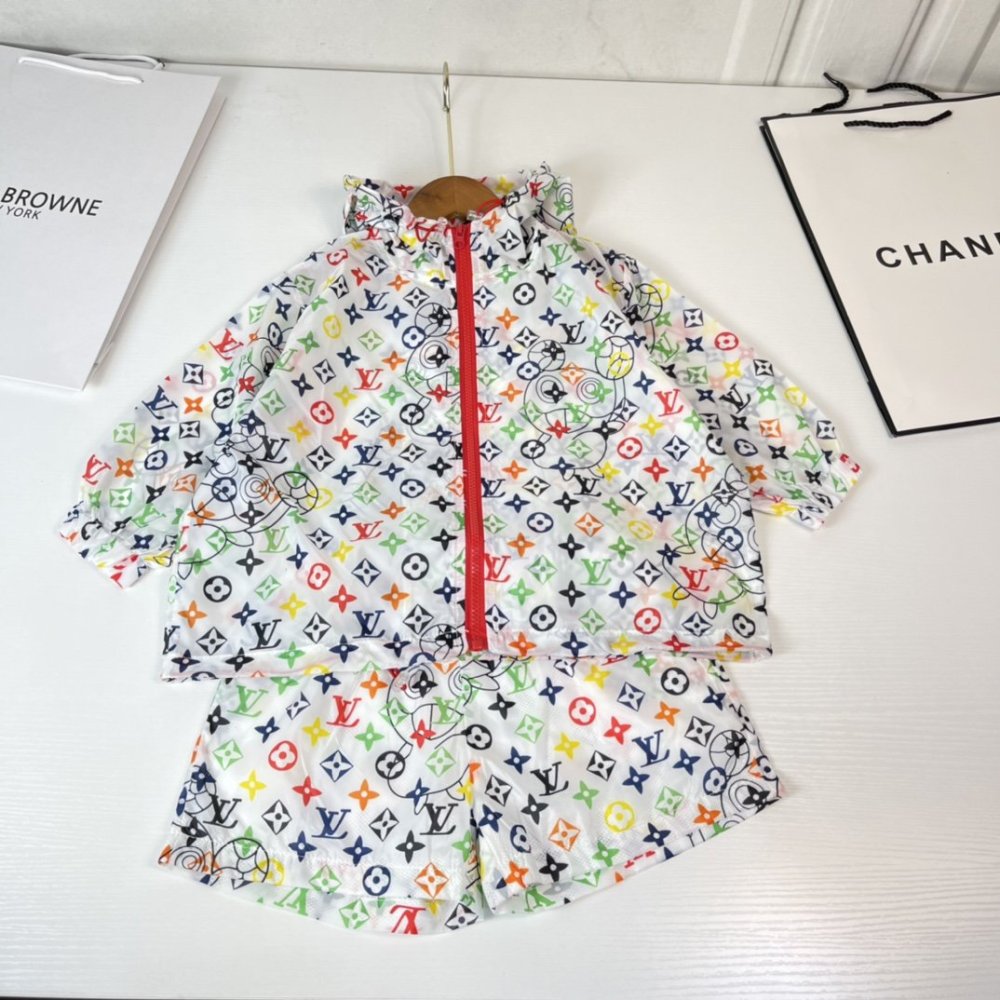 円 ルイヴィトン子供服コピー 21新品注目度no 1 Louis Vuitton 男女兼用 セットアップ M Shopry Ru