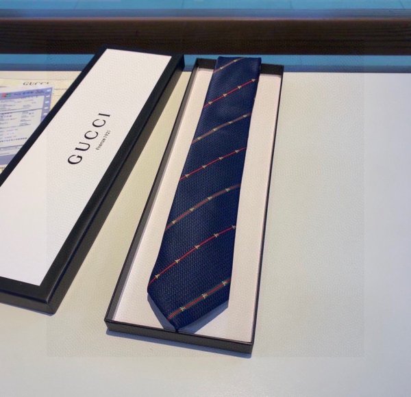 グッチネクタイコピー 2021新品注目度NO.1 GUCCI メンズ ネクタイ