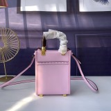 フェンディバッグコピー 定番人気2021新品 FENDI レディース トートバッグ