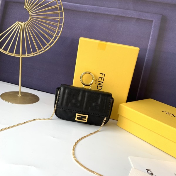フェンディバッグコピー 2021新品注目度NO.1 FENDI レディース ショルダーバッグ