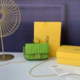 フェンディバッグコピー 2021新品注目度NO.1 FENDI レディース ショルダーバッグ