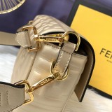フェンディバッグコピー 定番人気2021新品 FENDI レディース ショルダーバッグ