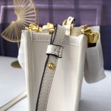 フェンディバッグコピー 定番人気2021新品 FENDI レディース トートバッグ