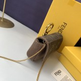 フェンディバッグコピー 大人気2021新品 FENDI レディース ショルダーバッグ
