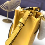 フェンディバッグコピー 定番人気2021新品 FENDI レディース トートバッグ