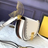 フェンディバッグコピー 定番人気2021新品 FENDI レディース ショルダーバッグ