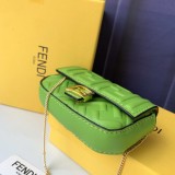 フェンディバッグコピー 2021新品注目度NO.1 FENDI レディース ショルダーバッグ