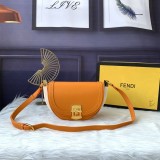フェンディバッグコピー 2021新品注目度NO.1 FENDI レディース ショルダーバッグ