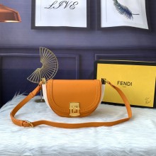 フェンディバッグコピー 2021新品注目度NO.1 FENDI レディース ショルダーバッグ
