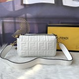 フェンディバッグコピー 2021新品注目度NO.1 FENDI レディース ショルダーバッグ