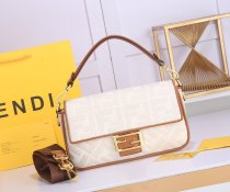 フェンディバッグコピー 大人気2021新品 FENDI レディース ハンドバッグ