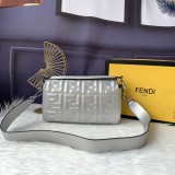 フェンディバッグコピー 定番人気2021新品 FENDI レディース ショルダーバッグ