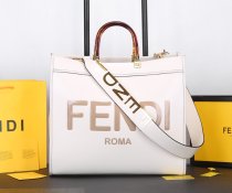 フェンディバッグコピー 定番人気2021新品 FENDI レディース トートバッグ