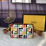 フェンディバッグコピー 定番人気2021新品 FENDI レディース ショルダーバッグ