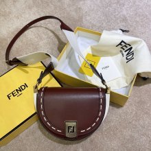 フェンディバッグコピー 定番人気2021新品 FENDI レディース ショルダーバッグ
