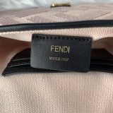 フェンディバッグコピー 大人気2021新品 FENDI レディース ショルダーバッグ