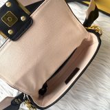 フェンディバッグコピー 大人気2021新品 FENDI レディース ショルダーバッグ