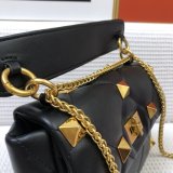 ヴァレンティノバッグコピー 2021新品注目度NO.1 Valentino レディース ショルダーバッグ