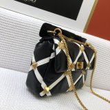 ヴァレンティノバッグコピー 定番人気2021新品 Valentino レディース ショルダーバッグ