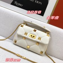 ヴァレンティノバッグコピー 定番人気2021新品 Valentino レディース ショルダーバッグ