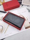 ヴァレンティノ財布コピー 大人気2021新品 Valentino レディース 長財布