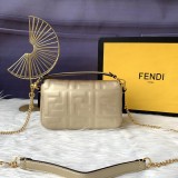 フェンディバッグコピー 2021新品注目度NO.1 FENDI レディース ショルダーバッグ