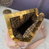 フェンディバッグコピー 大人気2021新品 FENDI レディース ショルダーバッグ